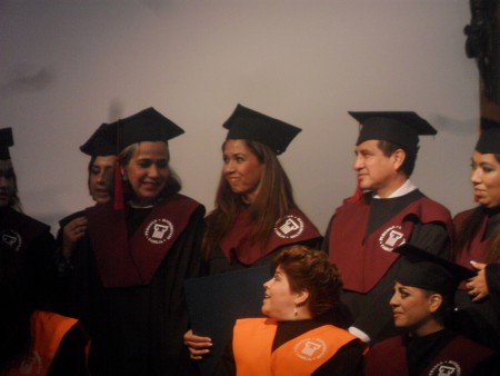 Graduación en Instituto Juan Pablo II Maestría Ciencias de la Familia.